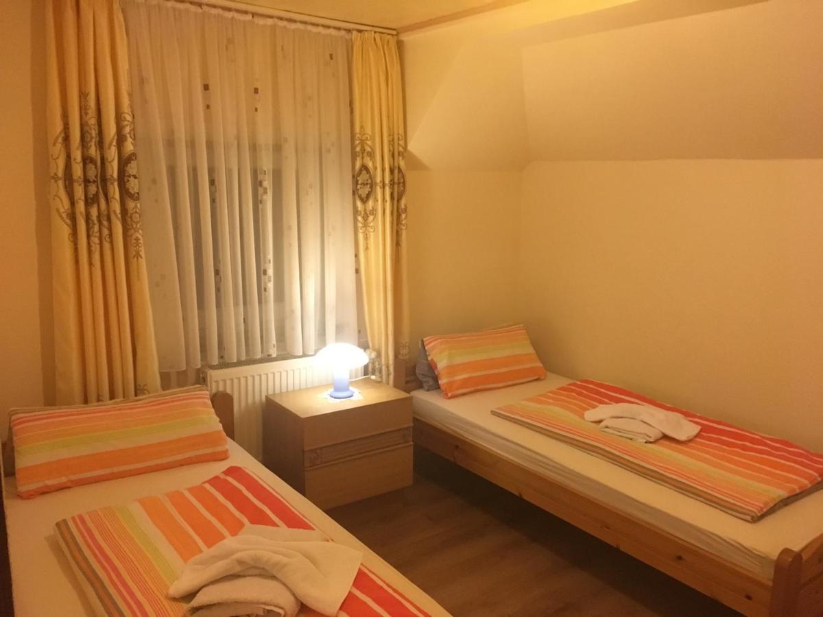 Pension Und China - Thai Restaurant Asia - Haus Schierke Zewnętrze zdjęcie